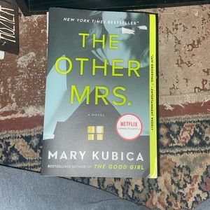 The other Mrs. By Mary kubica
